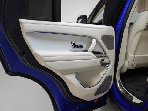 Used 2024 Land Rover Range Rover SV image 69