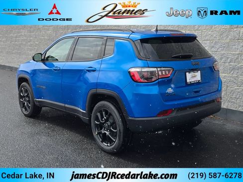 New 2026 Jeep Compass Latitude AWD/4WD image 3