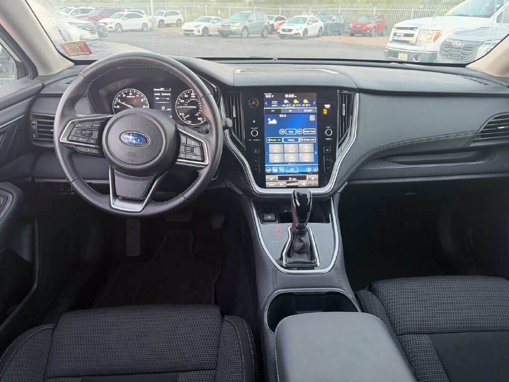 Used 2025 Subaru Outback Premium AWD/4WD image 7
