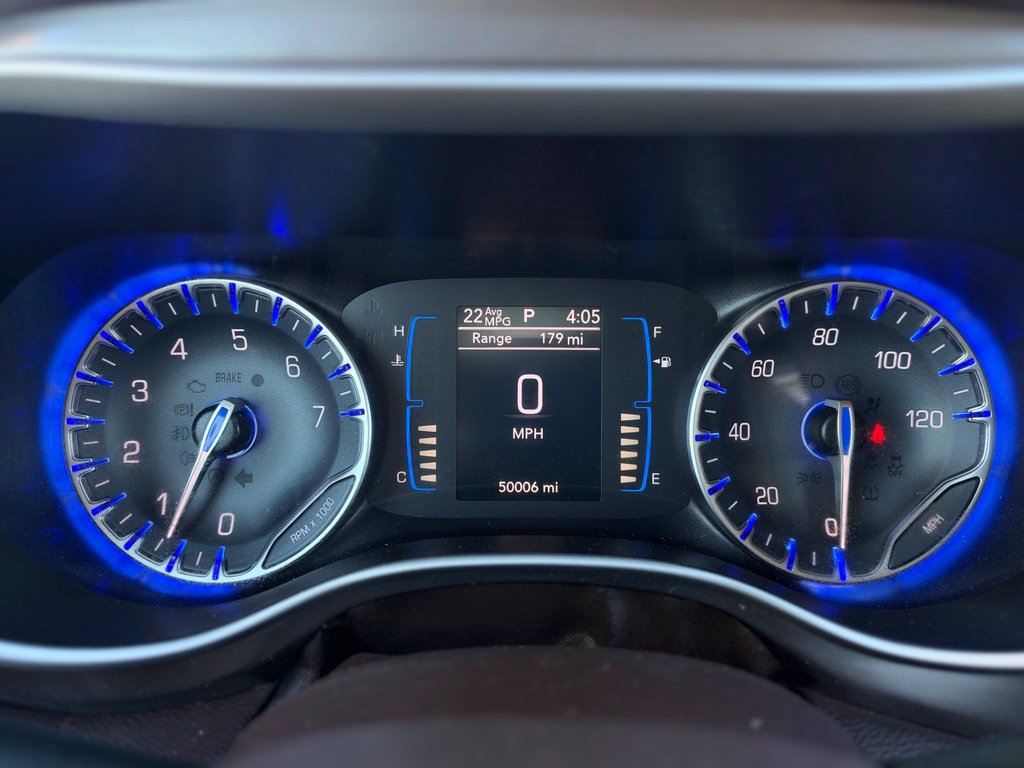 Used 2017 Chrysler Pacifica Touring-L FWD image 13