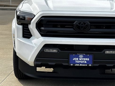 New 2026 Toyota Tacoma SR5 image 5