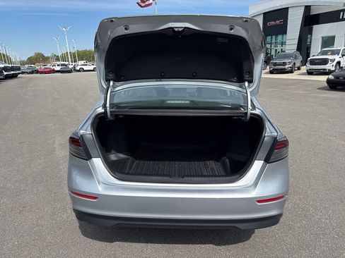 Used 2025 Honda Accord SE image 28