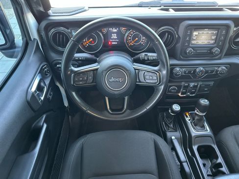 Used 2019 Jeep Wrangler Unlimited Sport AWD/4WD image 13