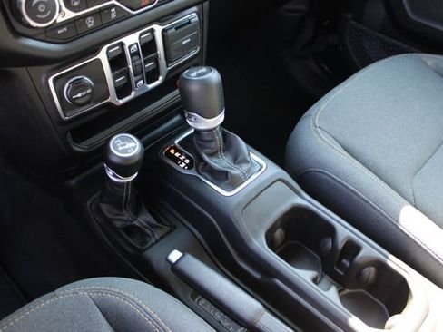Used 2026 Jeep Wrangler Unlimited Sport AWD/4WD image 27