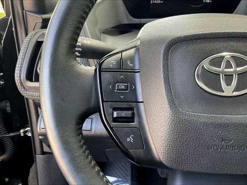 Used 2023 Toyota bZ4X XLE image 23