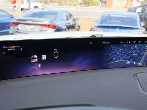 Used 2025 Lincoln Navigator L Reserve w/ Jet Appearance Package image 16