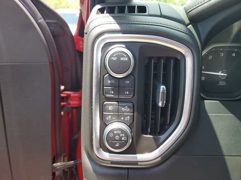 Used 2022 GMC Sierra 1500 Denali w/ Denali Premium Package AWD/4WD image 31