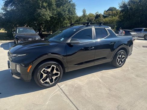 Used 2023 Hyundai Santa Cruz Limited image 2