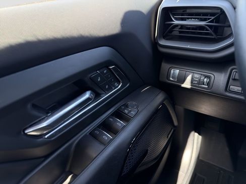 Used 2025 Chevrolet Silverado EV LT AWD/4WD image 12