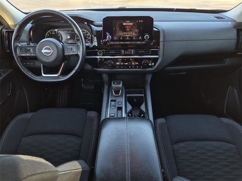 Used 2023 Nissan Pathfinder SV w/ SV Premium Package image 37