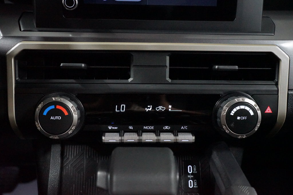 Certified 2026 Toyota Tacoma TRD Off-Road AWD/4WD image 22