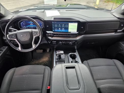 Used 2022 Chevrolet Silverado 1500 LT Trail Boss w/ Protection Package AWD/4WD image 10