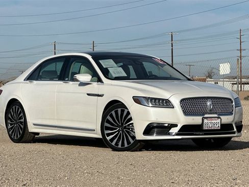 Used 2018 Lincoln Continental Black Label w/ Rear-seat Package image 2