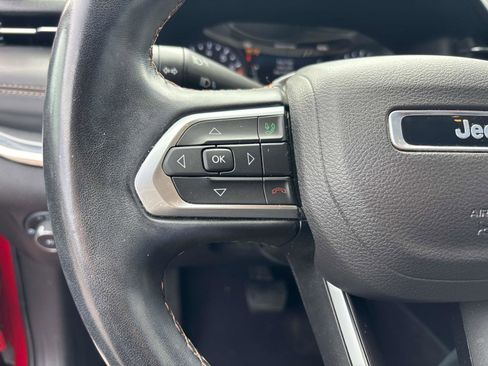 Used 2022 Jeep Compass Limited image 16