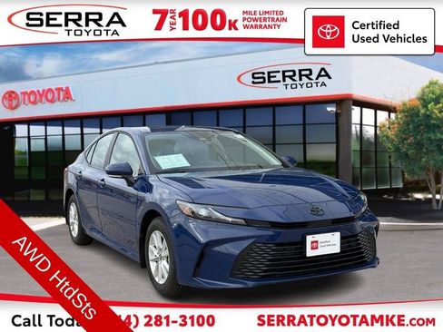 Used 2025 Toyota Camry LE w/ Convenience Package image 1