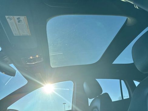 Used 2021 Mercedes-Benz GLA 250 4MATIC image 22