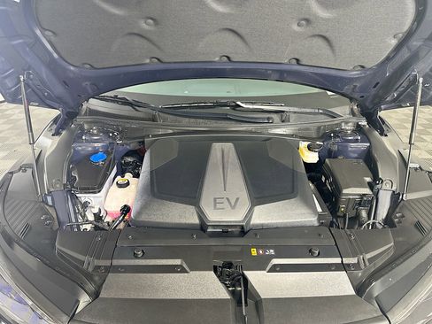 Used 2024 Kia EV6 Wind w/ Wind Technology Package image 34
