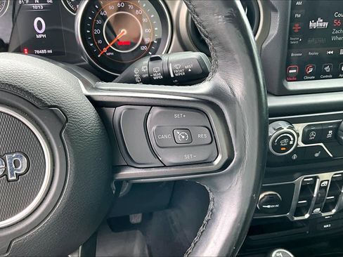 Used 2018 Jeep Wrangler Unlimited Sport S AWD/4WD image 24