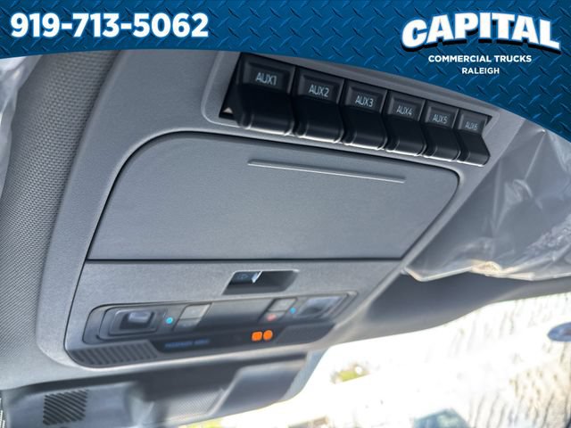 New 2026 Ford F550 4x4 Crew Cab image 34