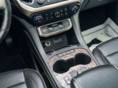 Used 2020 GMC Acadia Denali w/ Trailering Package AWD/4WD image 24