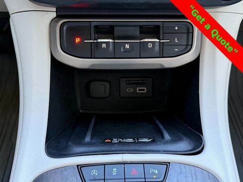 Used 2022 GMC Acadia Denali w/ Trailering Package image 18