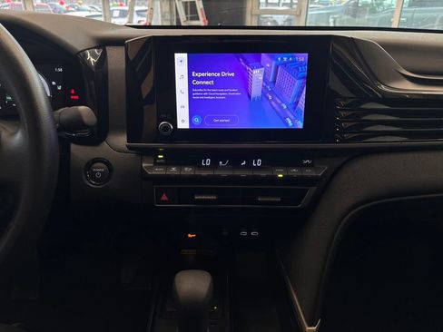 Used 2025 Toyota Camry LE image 21