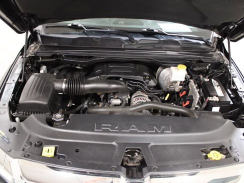 Used 2019 RAM 1500 Big Horn image 42