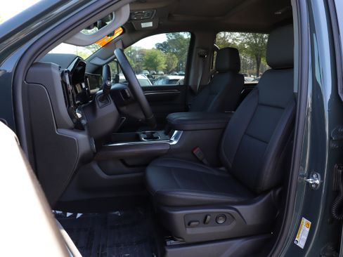 Used 2026 Chevrolet Silverado 2500 LTZ w/ Trail Boss Package image 10