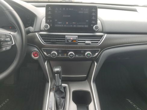 Used 2021 Honda Accord EX-L image 10