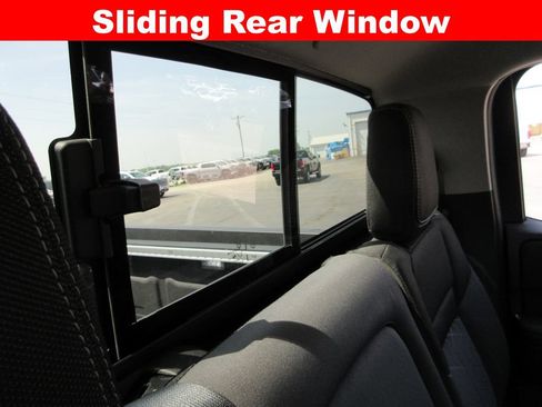 Used 2025 Nissan Frontier SV w/ SV Convenience Package RWD image 23