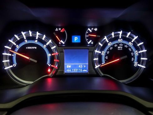 Used 2019 Toyota 4Runner Limited image 16