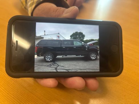 Used 2019 Ford F350 Lariat w/ Chrome Package AWD/4WD image 2