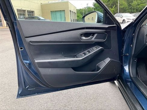 Certified 2024 Honda Accord EX image 9