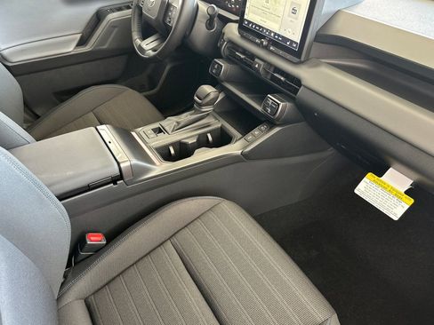 New 2026 Toyota RAV4 SE image 18