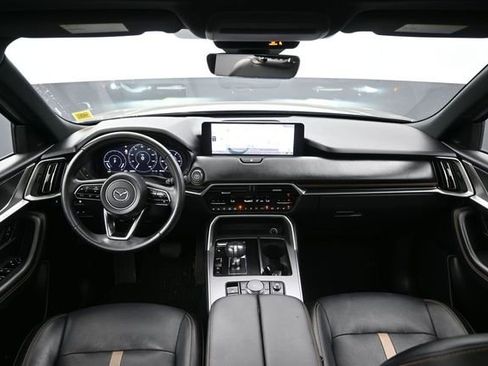 Certified 2024 MAZDA CX-90 Plug-In Hybrid w/ Premium Plus AWD/4WD image 28