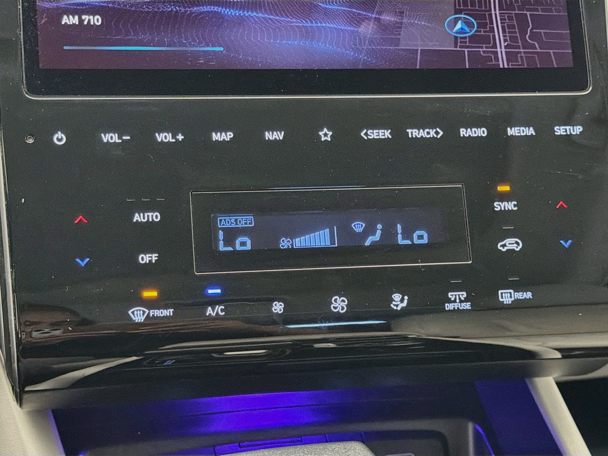 Used 2024 Hyundai Tucson SEL w/ Convenience Package FWD image 10