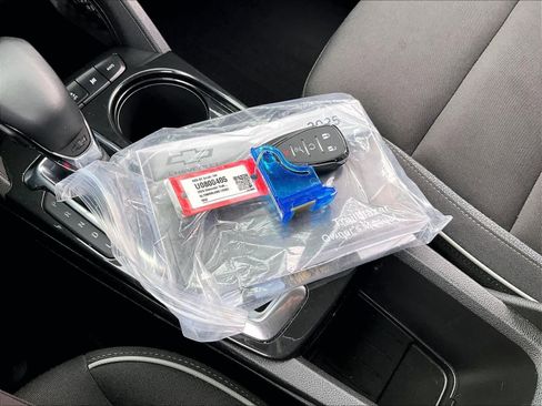 Used 2025 Chevrolet TrailBlazer LT w/ Convenience Package image 54