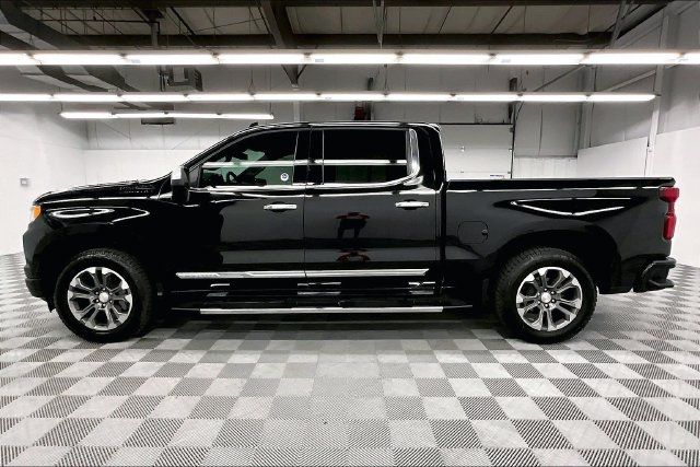 Used 2024 Chevrolet Silverado 1500 High Country w/ LPO, Dark Essentials Package AWD/4WD image 15