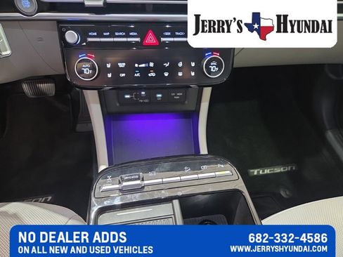 Used 2026 Hyundai Tucson Limited AWD/4WD image 13