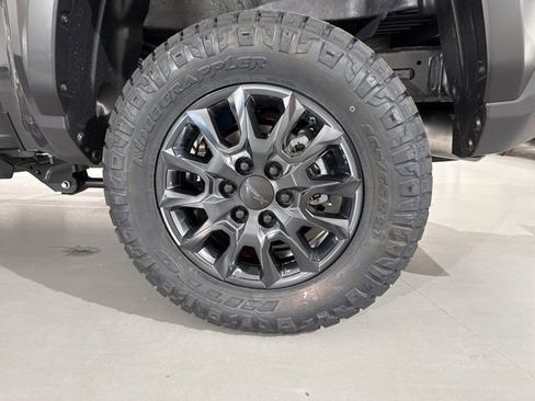 New 2025 Toyota Tacoma TRD Off-Road image 12