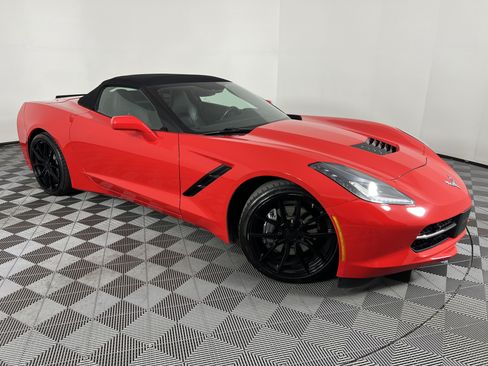 Used 2017 Chevrolet Corvette Stingray Convertible w/ 3LT Preferred Equipment Group RWD image 5