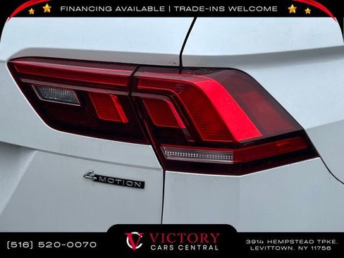Used 2022 Volkswagen Tiguan SEL R-Line image 7
