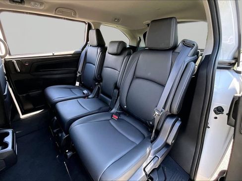 Certified 2026 Honda Odyssey EX-L image 16