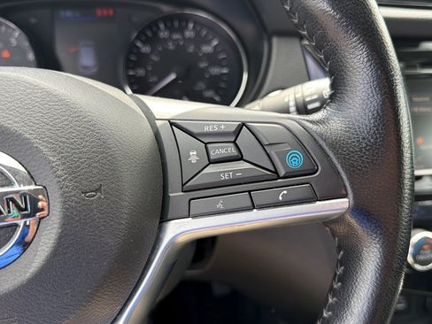 Used 2022 Nissan Rogue Sport SV w/ Technology Package AWD/4WD image 20