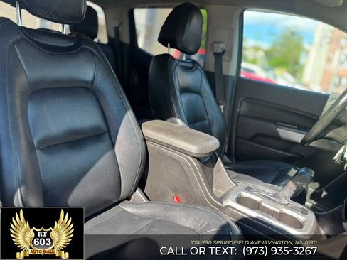Used 2015 Chevrolet Colorado LT AWD/4WD image 11