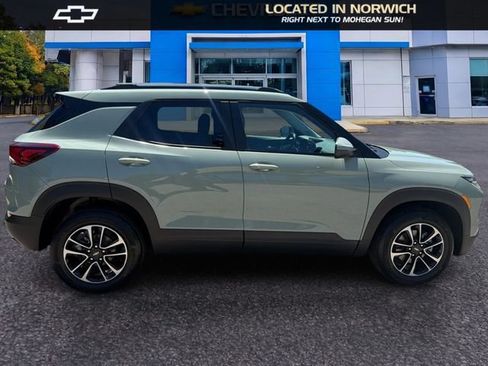 New 2026 Chevrolet TrailBlazer LT w/ Convenience Package AWD/4WD image 4