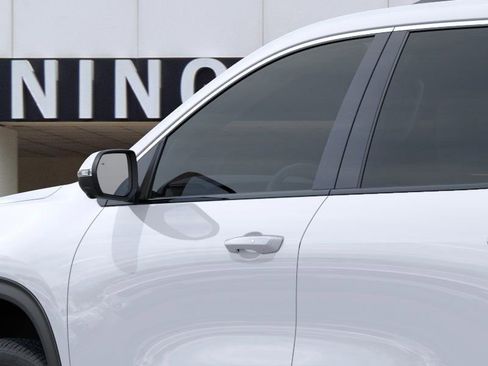 New 2026 GMC Acadia Elevation image 12