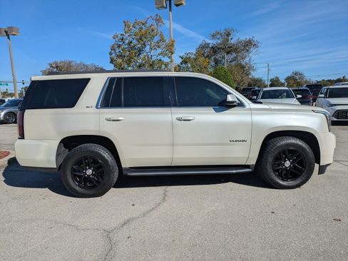 Used 2015 GMC Yukon SLT w/ HD Trailering Package image 3