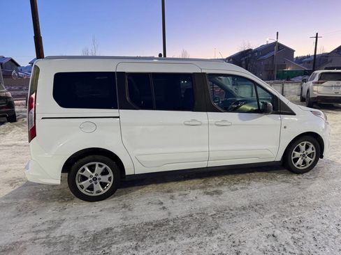 Used 2018 Ford Transit Connect XLT image 6