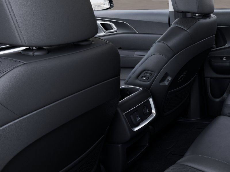 New 2025 Kia Carnival SX w/ SX Dark Edition Package FWD image 26